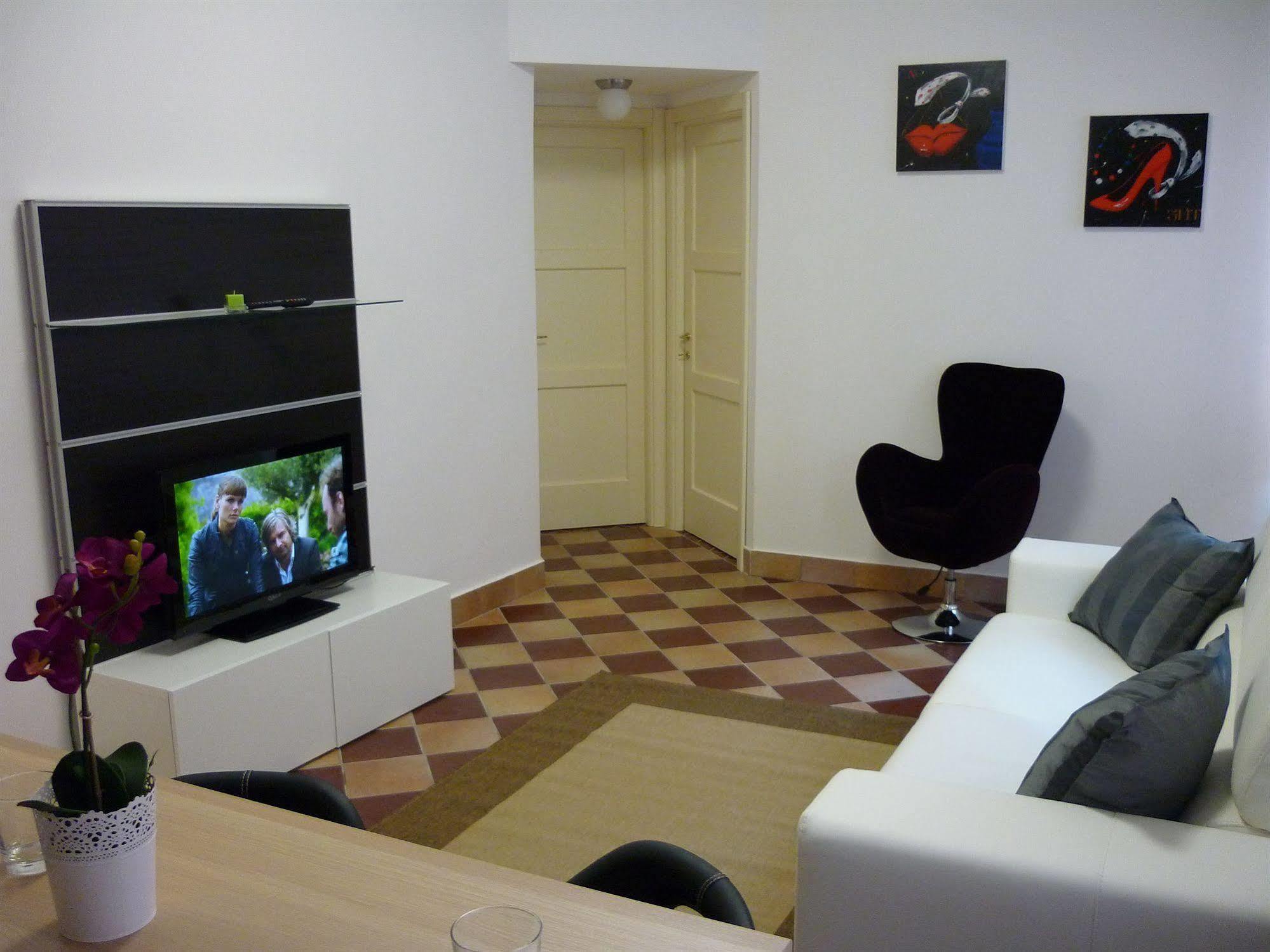 Maison Re Di Roma Екстериор снимка