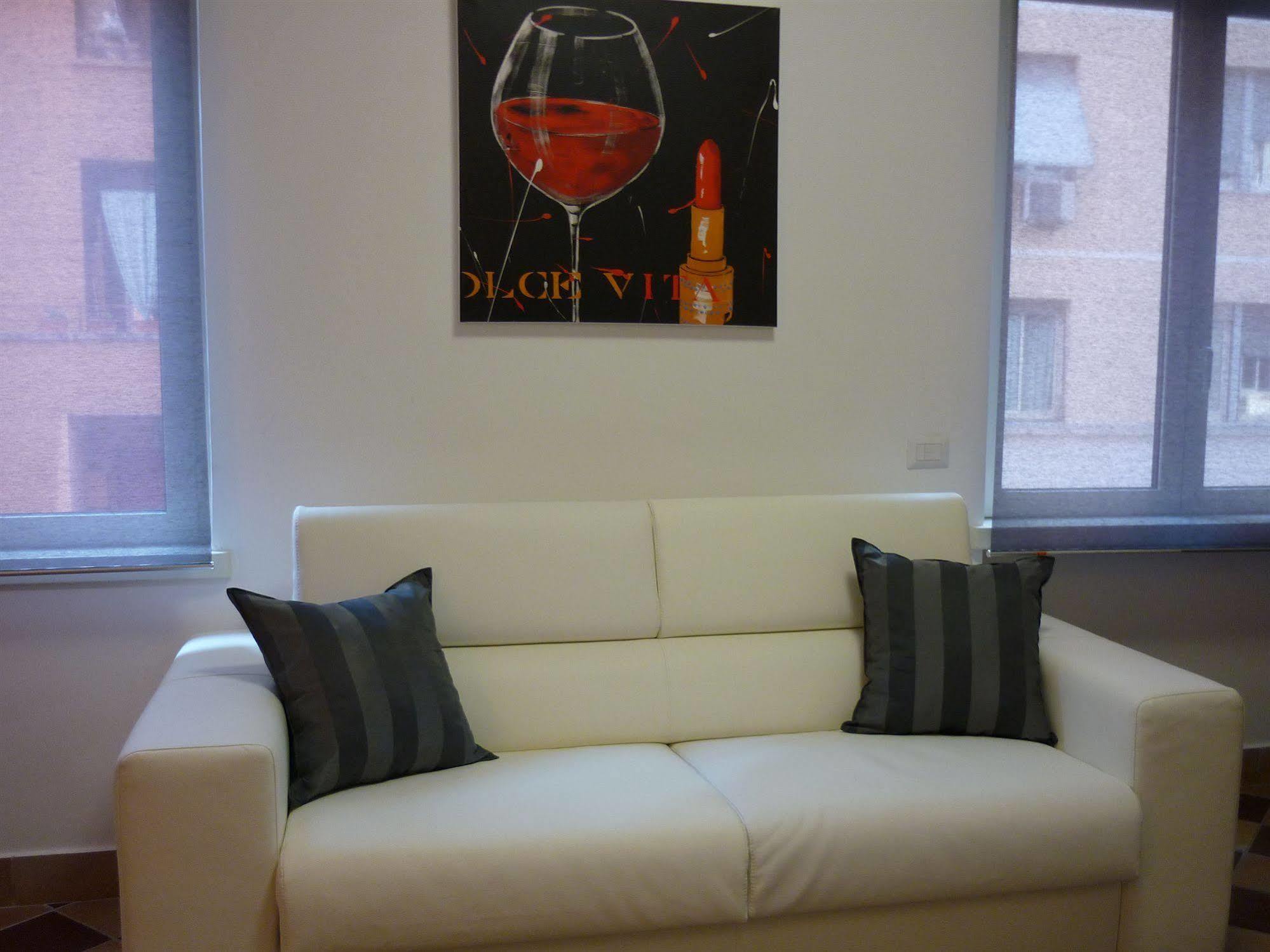 Maison Re Di Roma Екстериор снимка