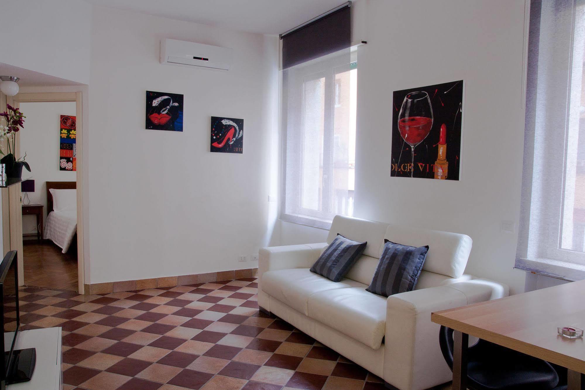 Maison Re Di Roma Екстериор снимка